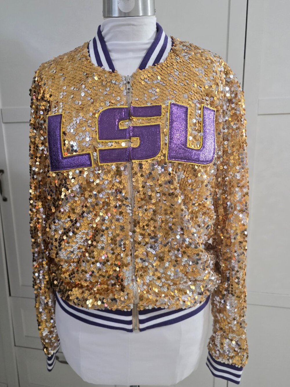 Pre Owned LSU Louisiana State University Gold Sequin Upcycled Anna Kaci Jacket - Picture 4 of 5